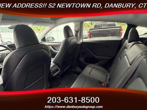 Used 2023 Tesla Model Y 2WD image 24