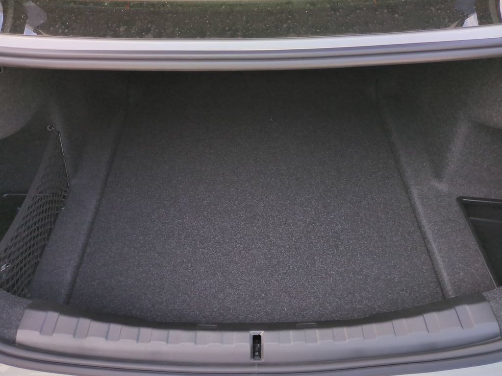 New 2026 BMW 330i Sedan w/ Premium Package RWD image 13