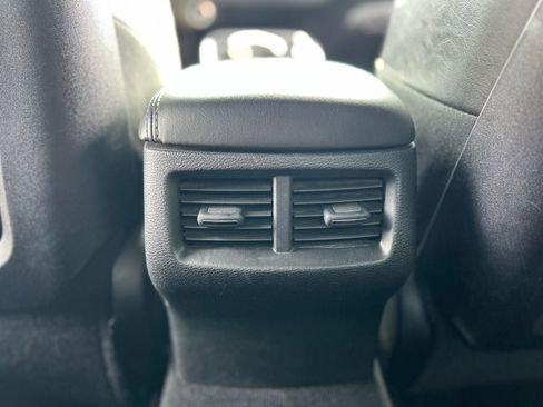 Used 2019 Dodge Challenger R/T Scat Pack w/ Plus Package RWD image 17