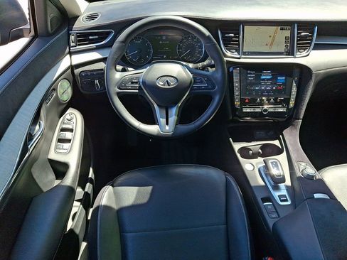 Used 2023 INFINITI QX50 Sensory AWD/4WD image 11