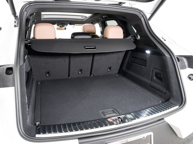 Certified 2026 Porsche Cayenne AWD/4WD image 26