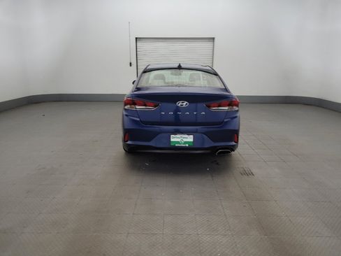 Used 2019 Hyundai Sonata SEL w/ Tech Package 02 FWD image 6