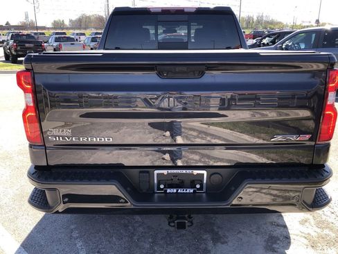Used 2022 Chevrolet Silverado 1500 ZR2 AWD/4WD image 10