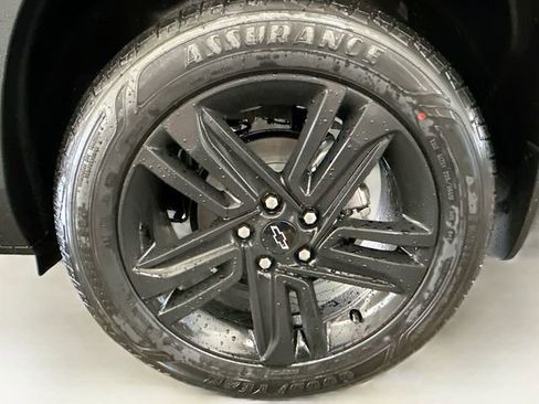 New 2026 Chevrolet Trax ACTIV w/ Sunroof Package image 31