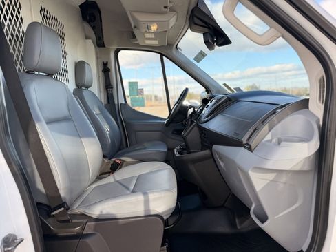 Used 2018 Ford Transit 150 Base image 11