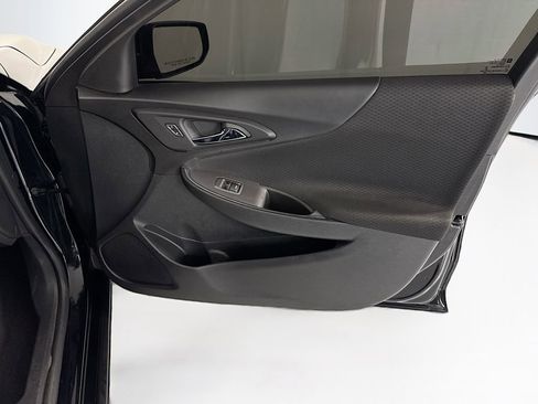 Used 2020 Chevrolet Malibu LT FWD image 25