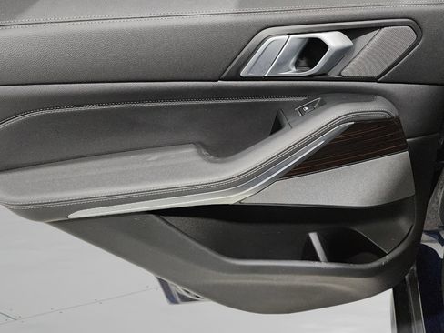 Used 2019 BMW X5 xDrive40i w/ Premium Package 2 image 30