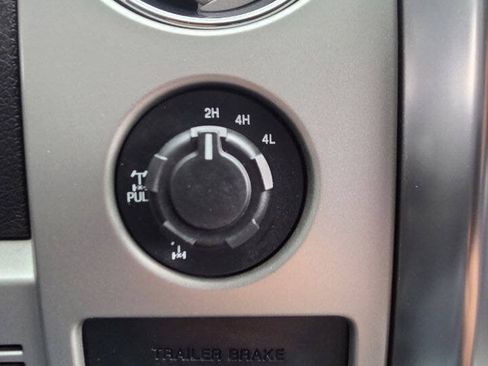 Used 2014 Ford F150 FX4 w/ Equipment Group 401A Mid AWD/4WD image 15