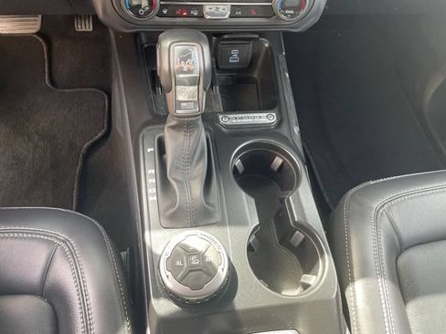 Certified 2025 Ford Bronco Outer Banks AWD/4WD image 31