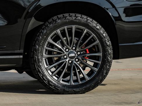 Used 2023 Cadillac Escalade V image 96