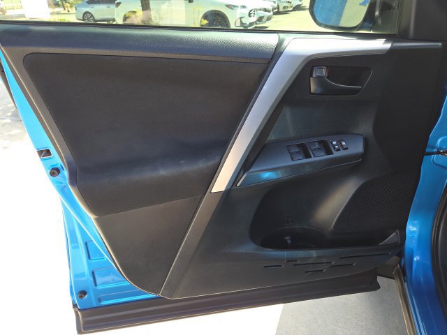 Used 2017 Toyota RAV4 LE w/ Carpet Mat Package FWD image 14
