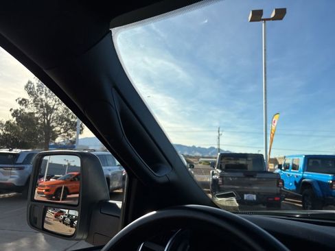 Used 2024 RAM 2500 Big Horn image 40