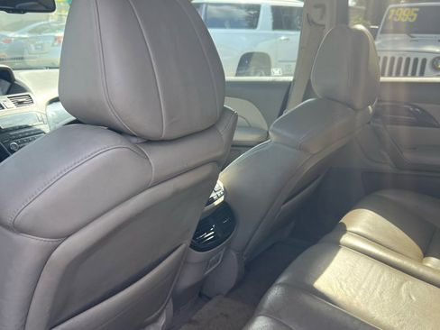 Used 2008 Acura MDX w/ Sport & Entertainment Pkgs image 8