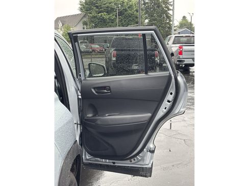 Used 2023 Toyota Corolla Cross LE image 13