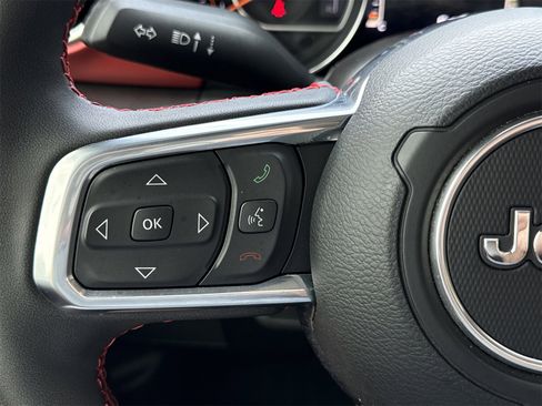 Used 2023 Jeep Gladiator Rubicon w/ LED Lighting Group image 19