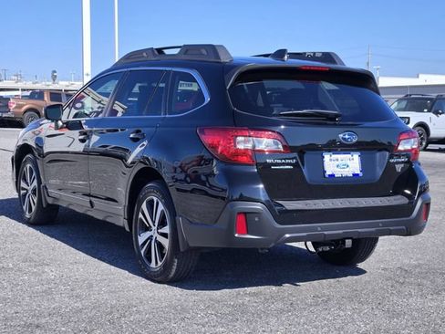 Used 2019 Subaru Outback 2.5i Limited AWD/4WD image 5