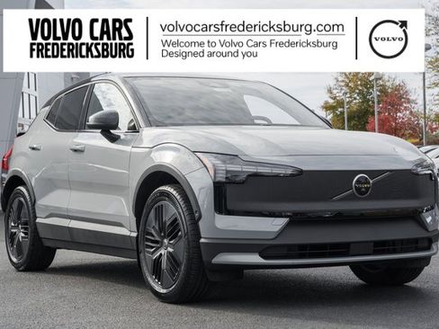 New 2026 Volvo EX30 Cross Country Ultra image 1