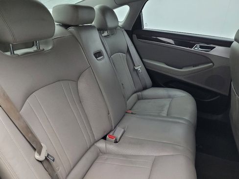 Used 2016 Hyundai Genesis 3.8 image 19