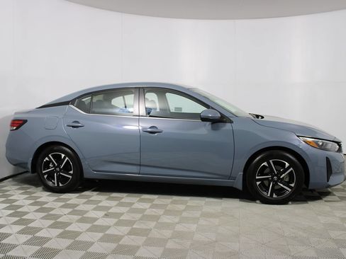 Used 2025 Nissan Sentra SV w/ All-Weather Package FWD image 32