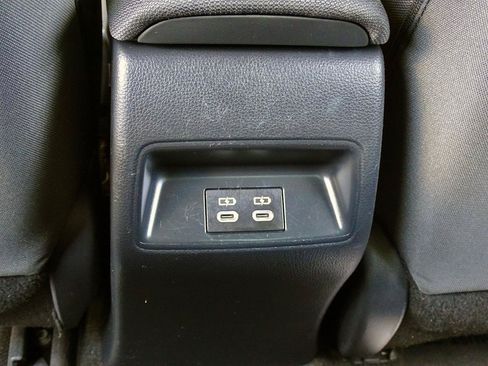Used 2024 Toyota Corolla LE FWD image 29