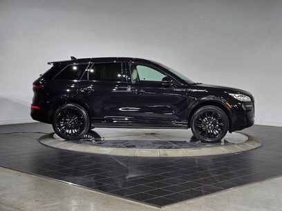 New 2025 Lincoln Corsair Reserve w/ Equipment Group 202A