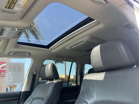 Used 2008 Toyota Land Cruiser AWD/4WD image 29