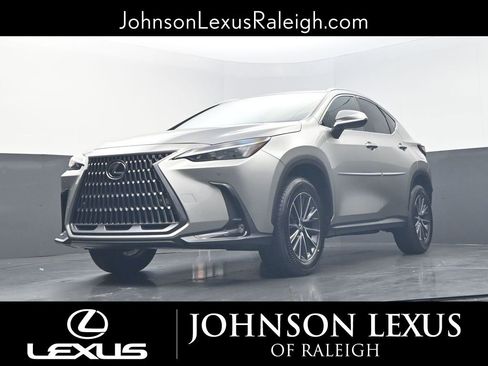 Used 2024 Lexus NX 250 FWD image 16