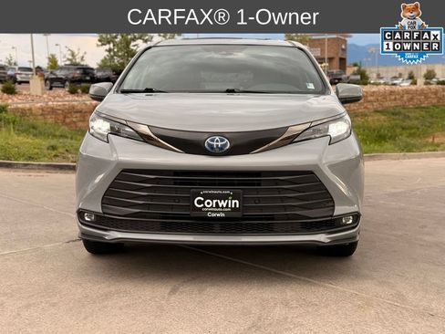Used 2024 Toyota Sienna XLE Woodland Edition AWD/4WD image 2