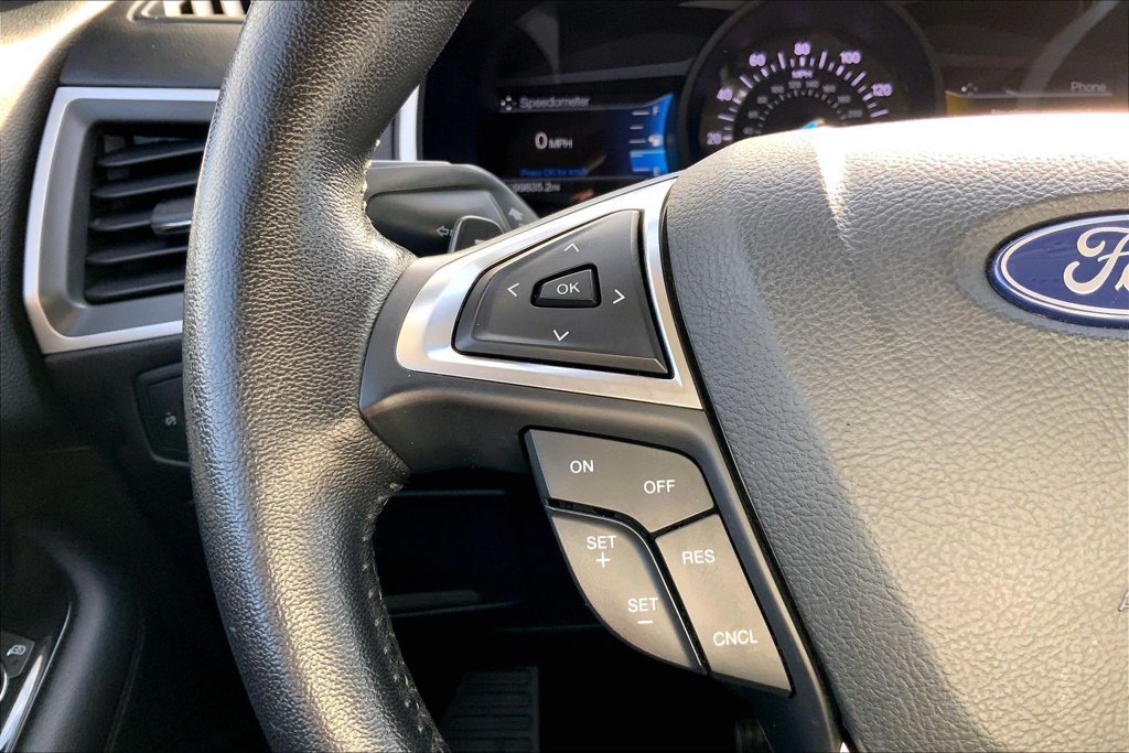 Used 2018 Ford Edge SEL w/ Equipment Group 201A AWD/4WD image 18