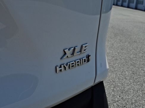 Certified 2023 Toyota RAV4 XLE AWD/4WD image 30