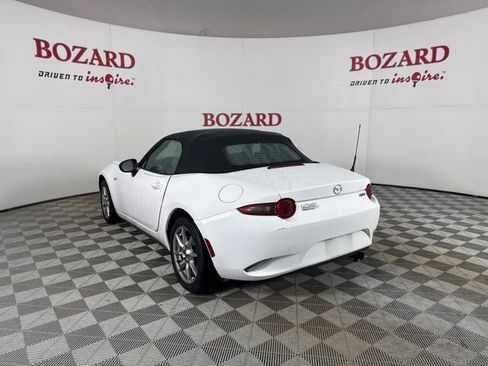 Used 2016 MAZDA MX-5 Miata Sport image 6
