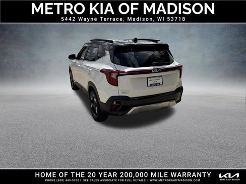 Used 2025 Kia Seltos EX w/ EX Sunroof Package AWD/4WD image 4