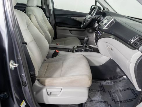 Used 2016 Honda Pilot LX image 8