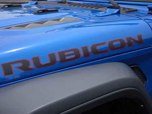 Used 2022 Jeep Wrangler Unlimited Rubicon AWD/4WD image 16