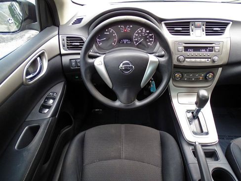 Used 2014 Nissan Sentra S FWD image 20