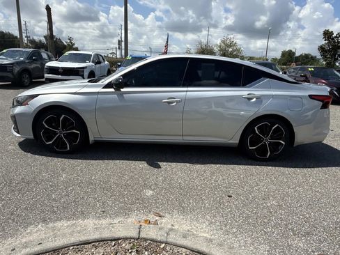 Certified 2023 Nissan Altima 2.5 SR FWD image 7