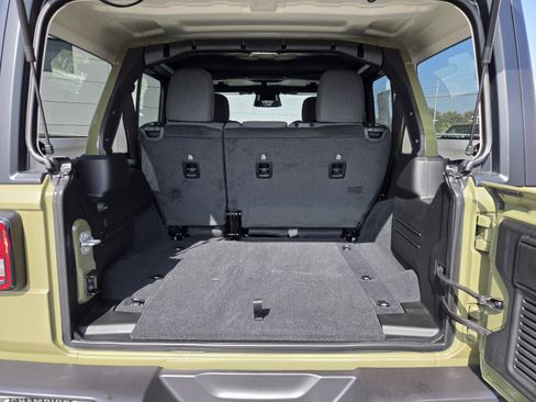 New 2026 Jeep Wrangler Unlimited Sport image 30