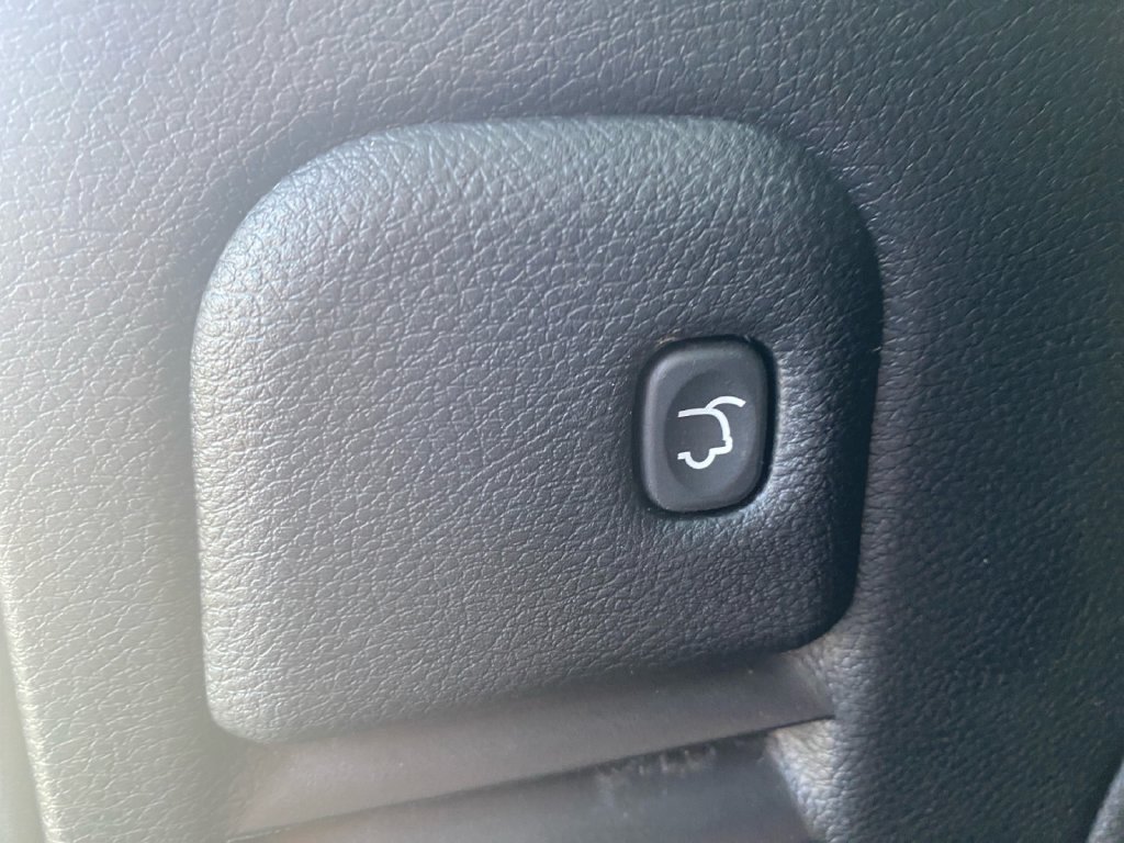 Used 2021 Jeep Grand Cherokee Laredo X AWD/4WD image 19