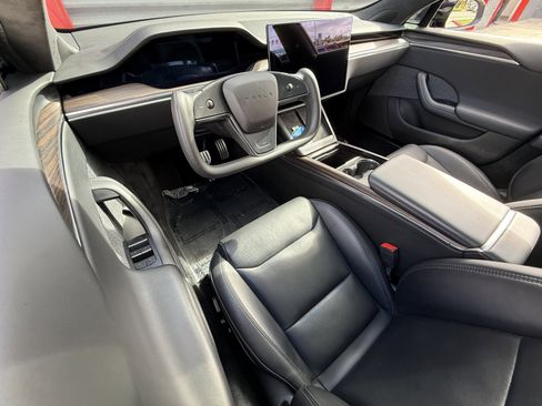 Used 2023 Tesla Model S Standard Range image 19