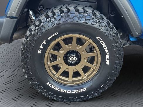 Used 2022 Jeep Wrangler Sport AWD/4WD image 30