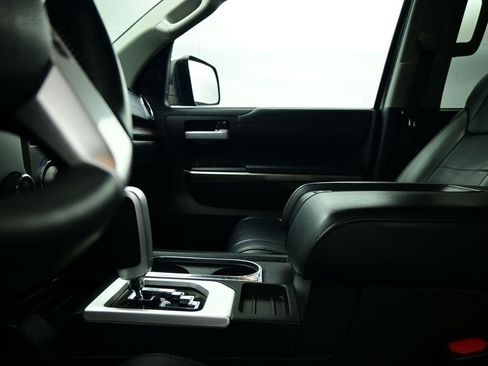 Used 2019 Toyota Tundra Limited w/ Limited Premium Package image 24