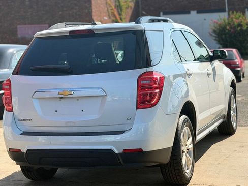 Used 2017 Chevrolet Equinox LT w/ Convenience Package FWD image 6