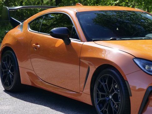 Used 2023 Toyota GR86 10th Anniversary SE image 38