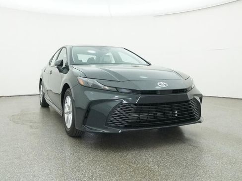 New 2026 Toyota Camry LE image 30
