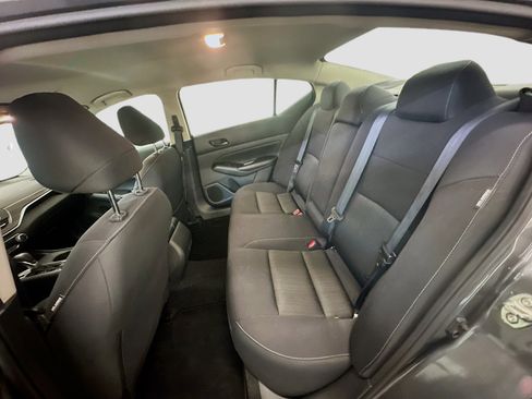 Used 2025 Nissan Altima 2.5 SV image 28