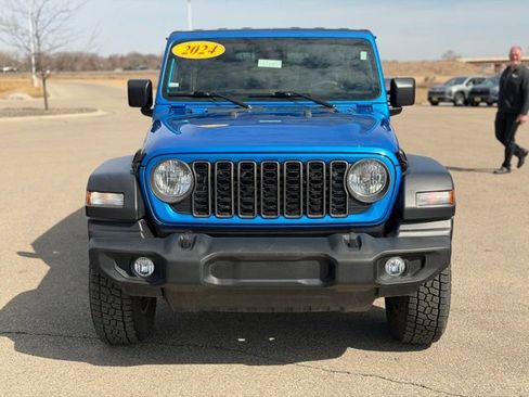 Used 2024 Jeep Wrangler Sport S image 2