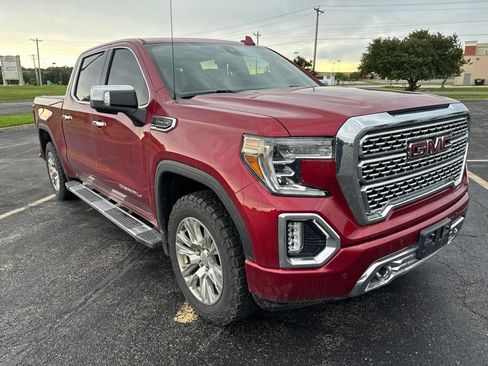 Used 2020 GMC Sierra 1500 Denali w/ Driver Alert Package II AWD/4WD image 3