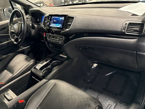 Used 2019 Honda Passport Touring image 18