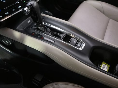 Used 2018 Honda HR-V EX-L image 28