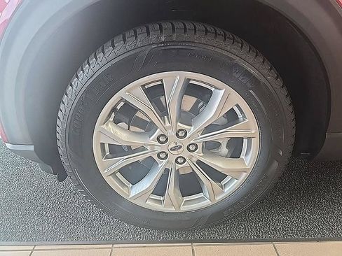 Used 2021 Ford Explorer XLT w/ Equipment Group 202A AWD/4WD image 45